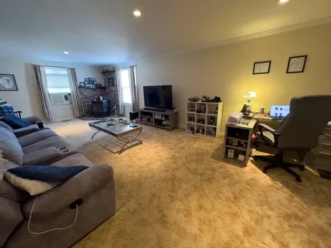 19.5 Balcom Street Nashua NH 03060