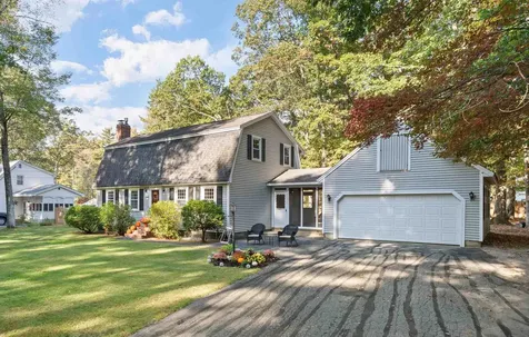 19 Vista Way Merrimack NH 03054