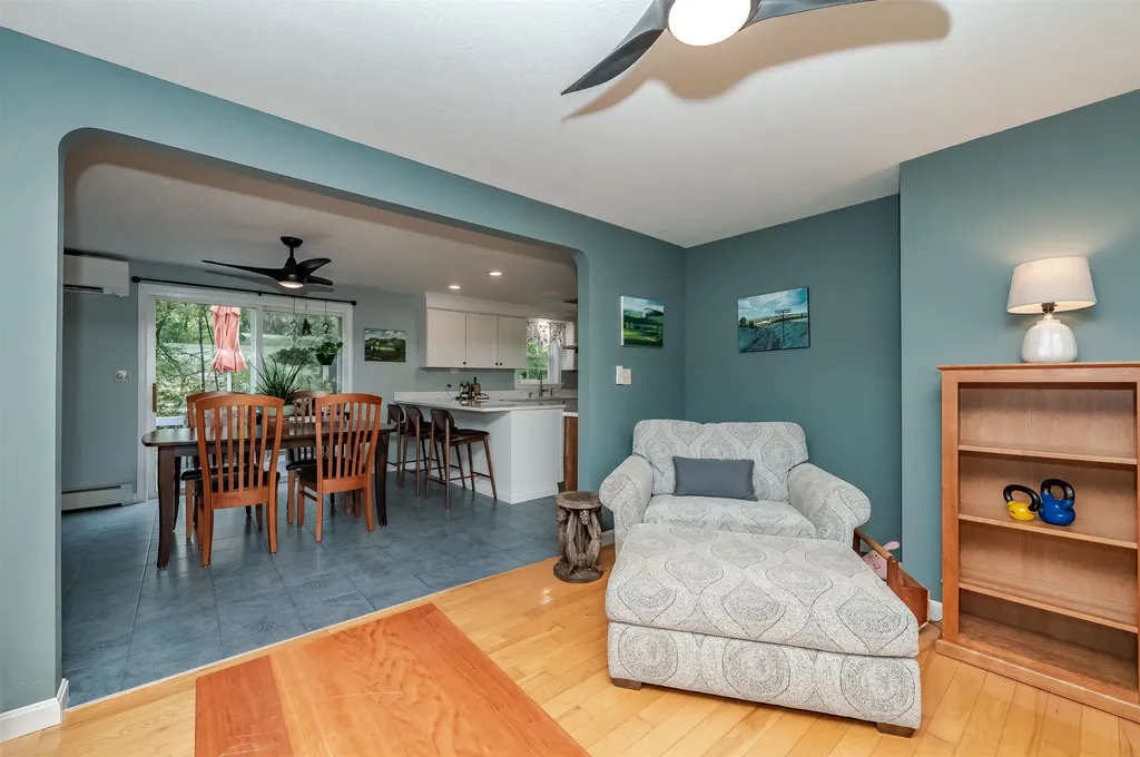 19 Alexander Drive Biddeford ME 04005