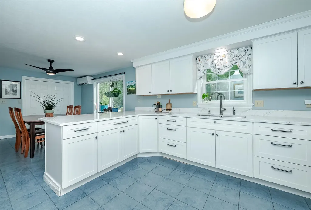 19 Alexander Drive Biddeford ME 04005