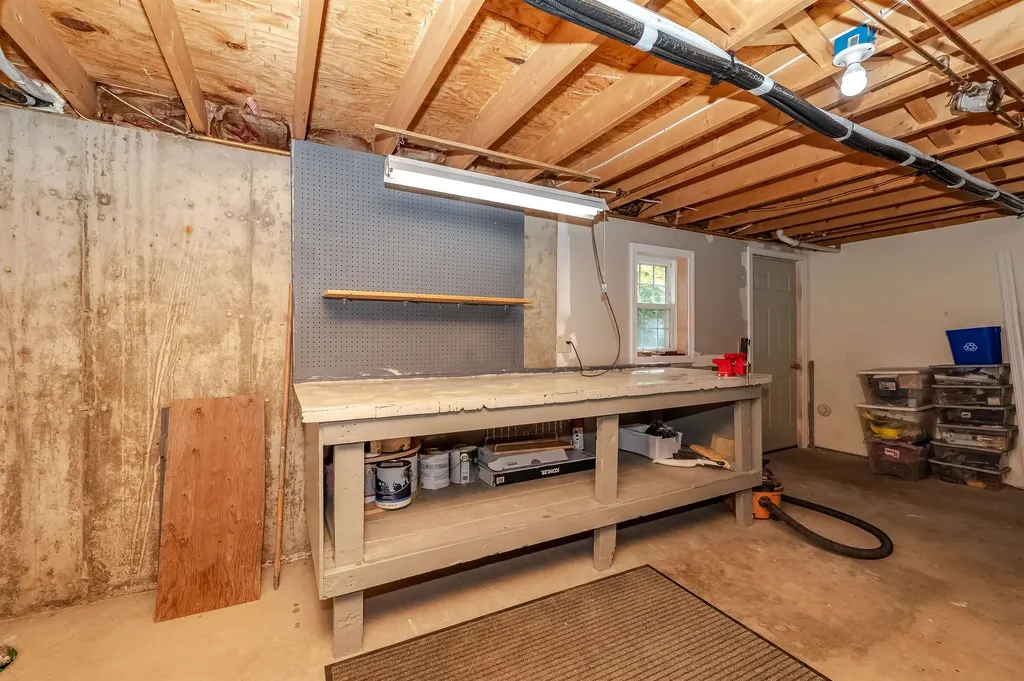 19 Alexander Drive Biddeford ME 04005