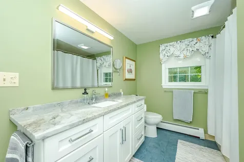 19 Alexander Drive Biddeford ME 04005