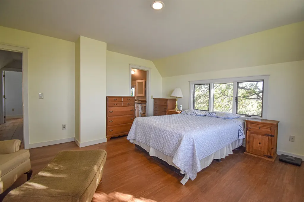 8269 Route 125 Bridport VT 05734