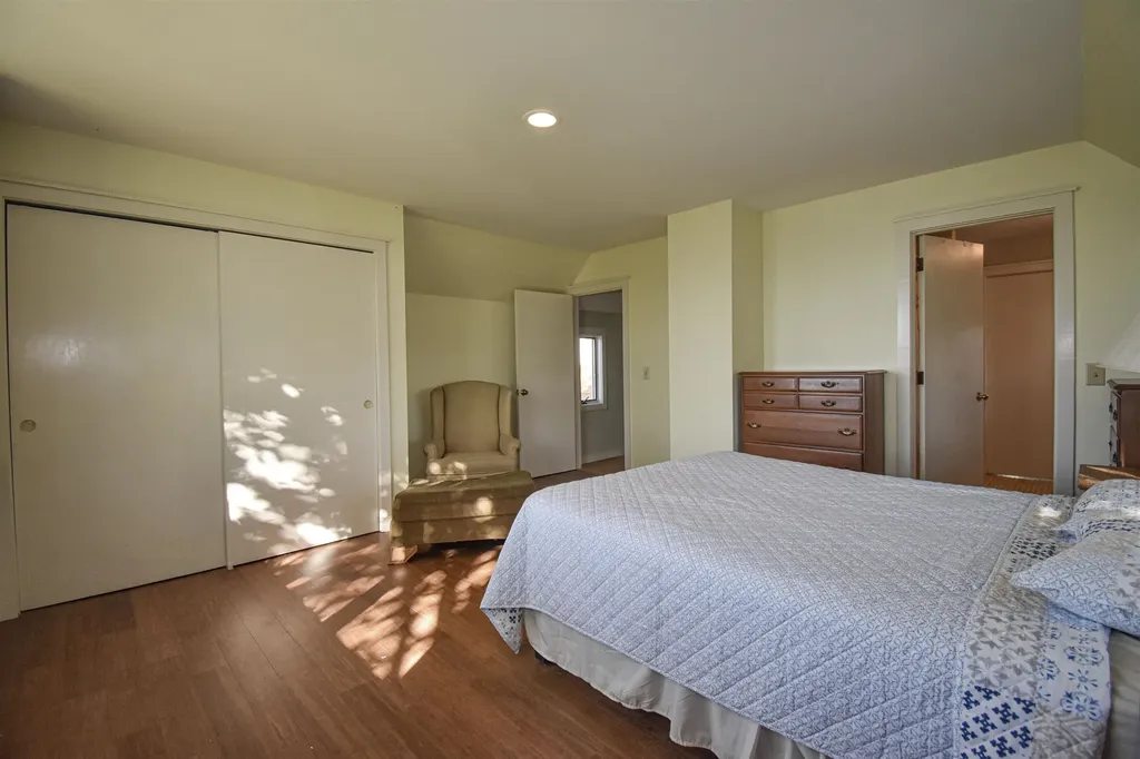 8269 Route 125 Bridport VT 05734