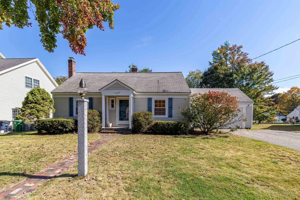 47 Edgewood Avenue Nashua NH 03064