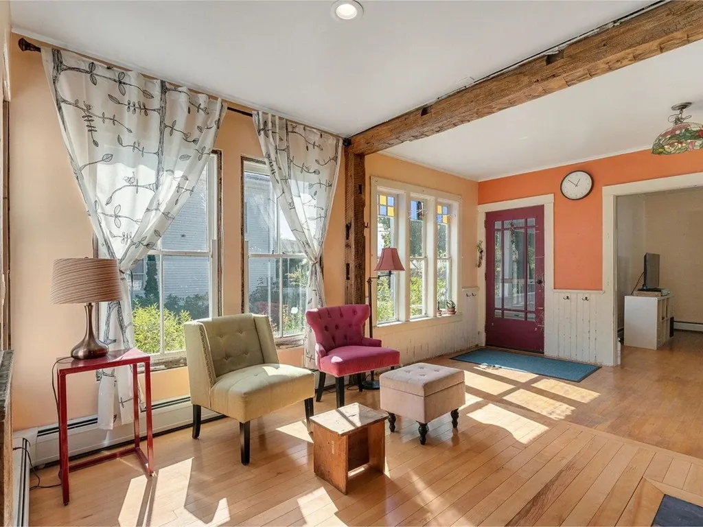 26 Mountain Street Bristol VT 05443