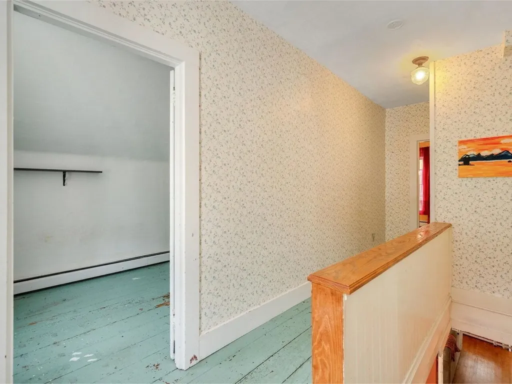 26 Mountain Street Bristol VT 05443