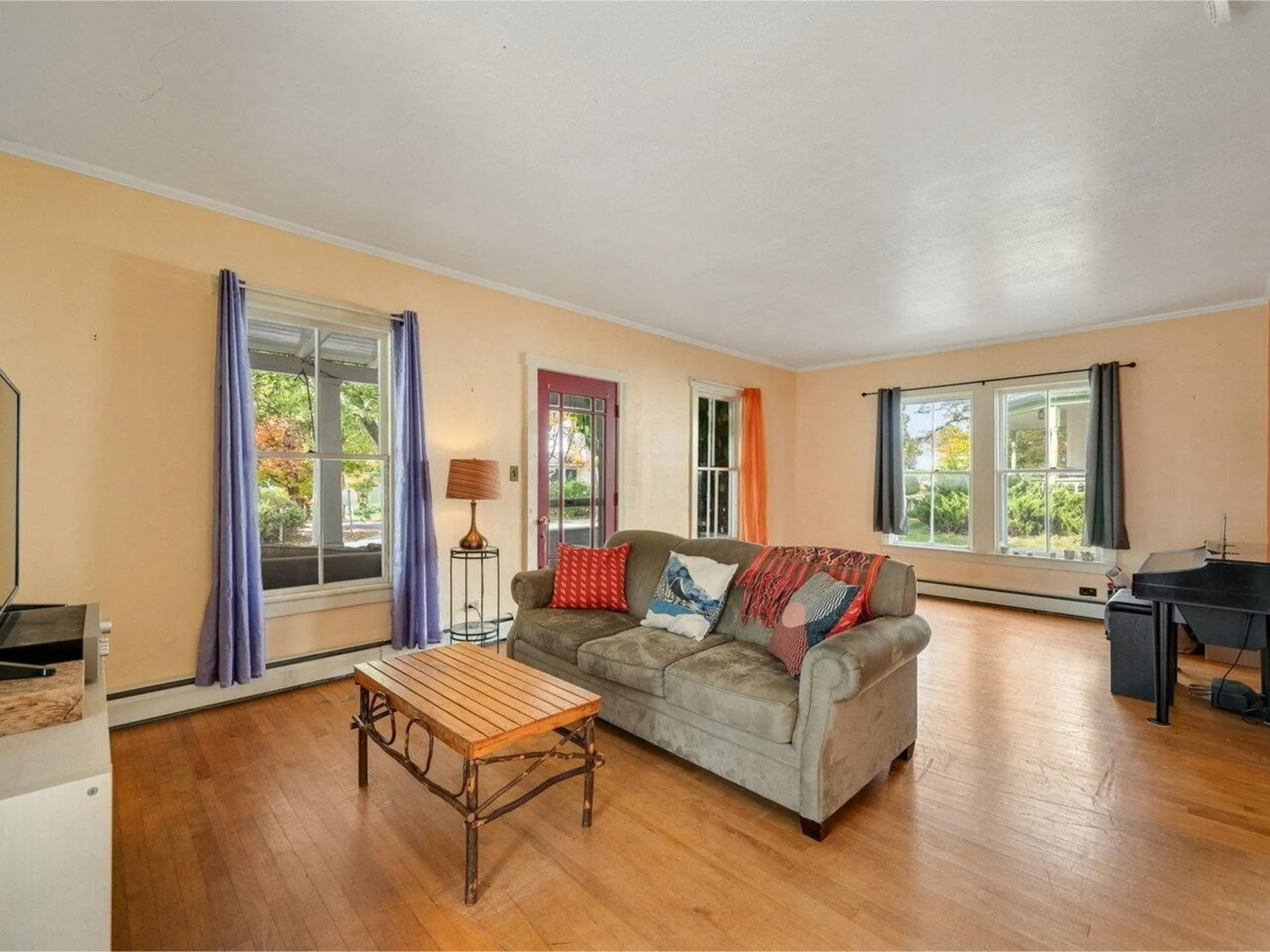 26 Mountain Street Bristol VT 05443