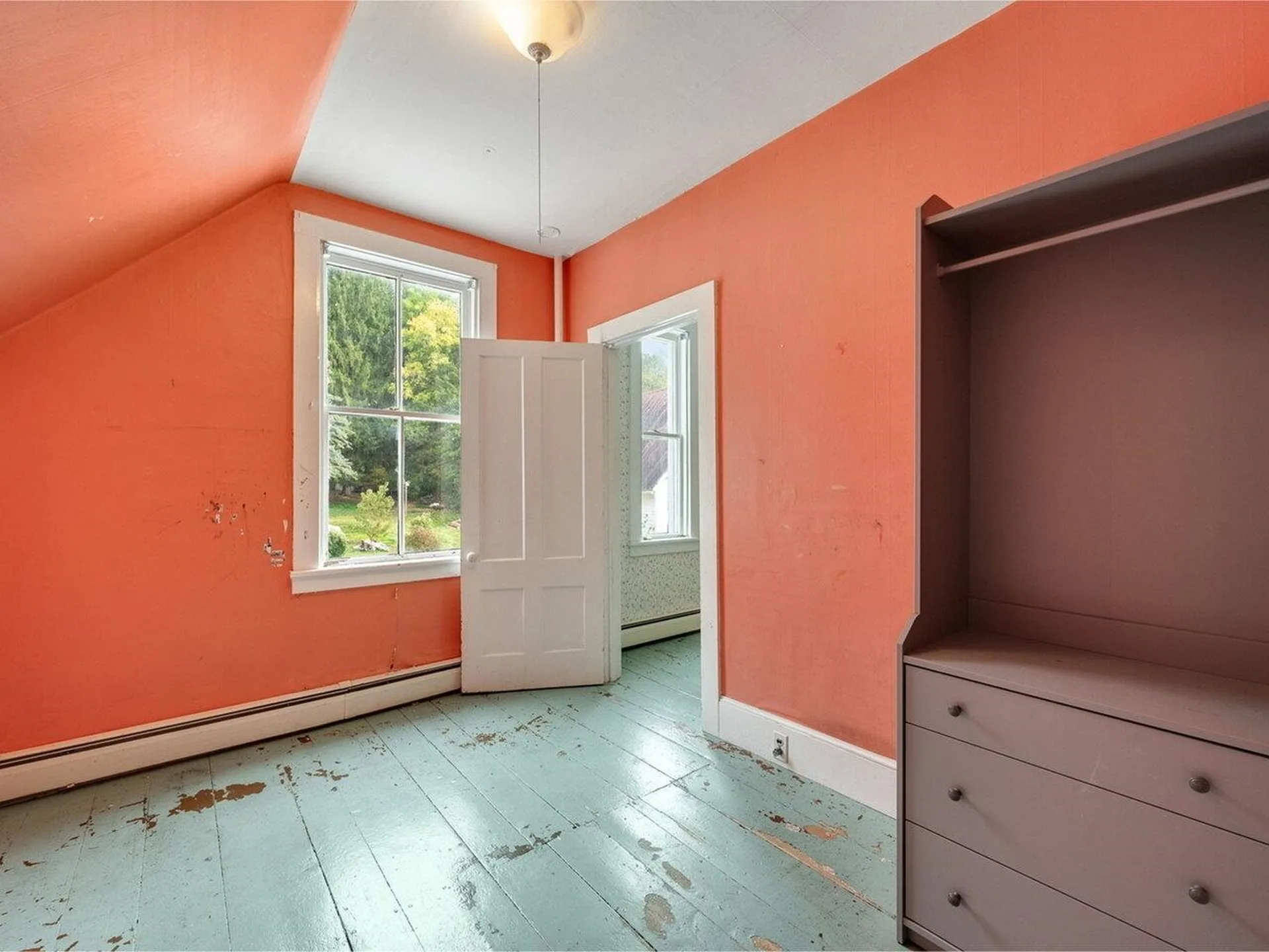 26 Mountain Street Bristol VT 05443