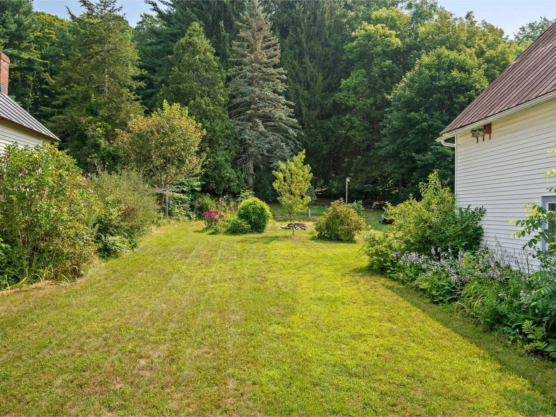 26 Mountain Street Bristol VT 05443