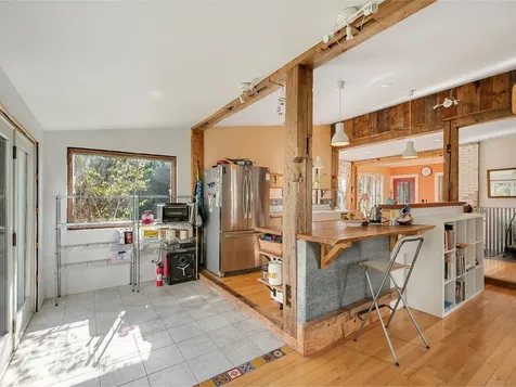 26 Mountain Street Bristol VT 05443