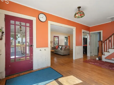 26 Mountain Street Bristol VT 05443