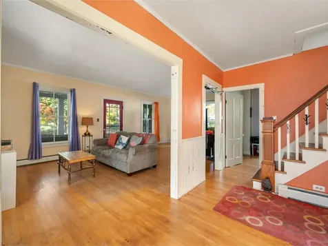 26 Mountain Street Bristol VT 05443