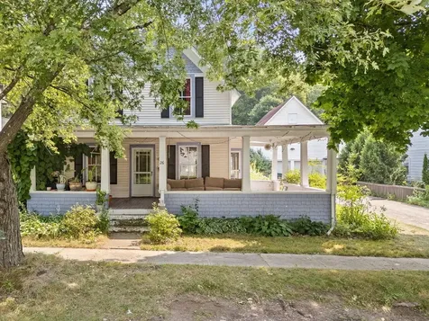 26 Mountain Street Bristol VT 05443