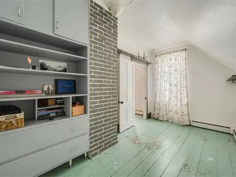 26 Mountain Street Bristol VT 05443