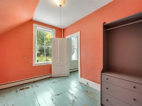 26 Mountain Street Bristol VT 05443