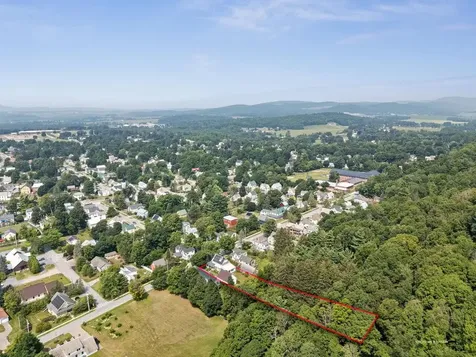 26 Mountain Street Bristol VT 05443