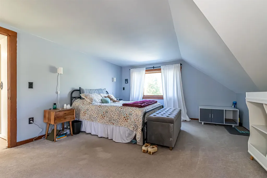 41 School Street Warner NH 03278