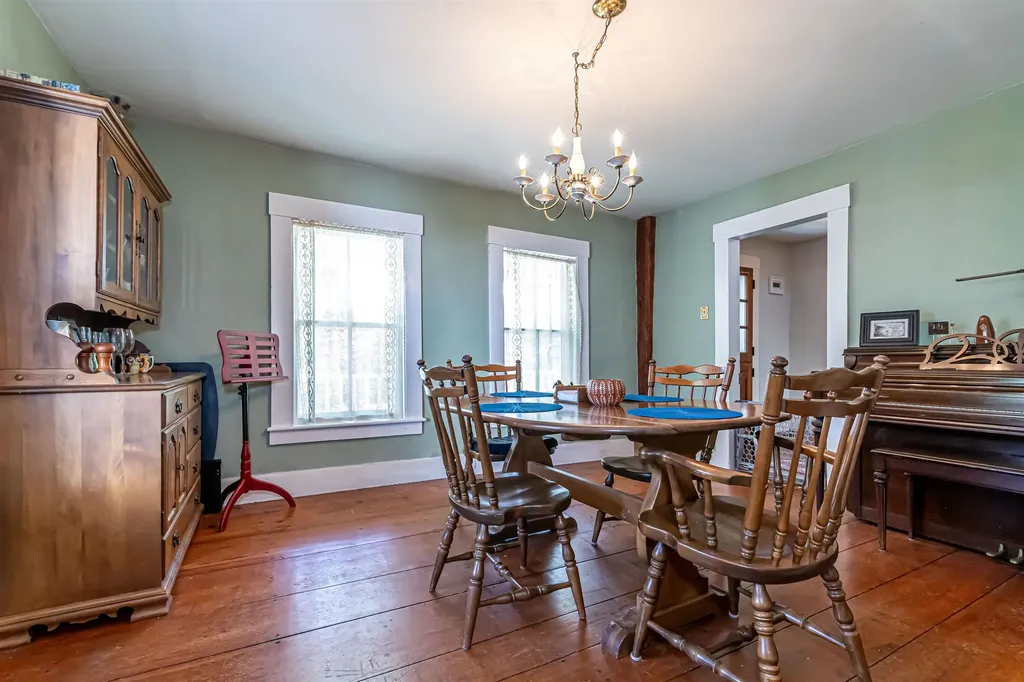 41 School Street Warner NH 03278