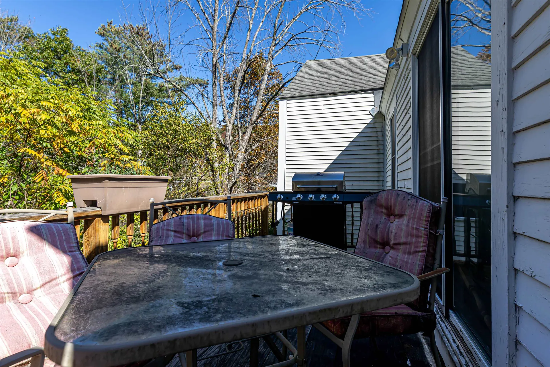 41 School Street Warner NH 03278