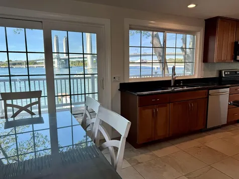 34 Mendum Avenue Kittery ME 03904