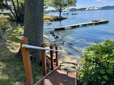 34 Mendum Avenue Kittery ME 03904