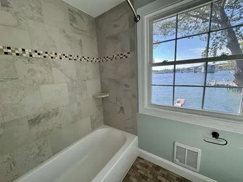 34 Mendum Avenue Kittery ME 03904