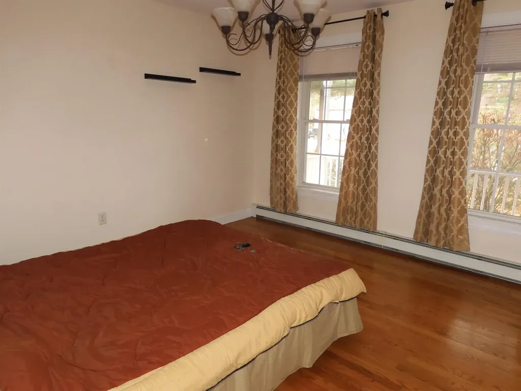 27 Martins Ferry Road Hooksett NH 03106