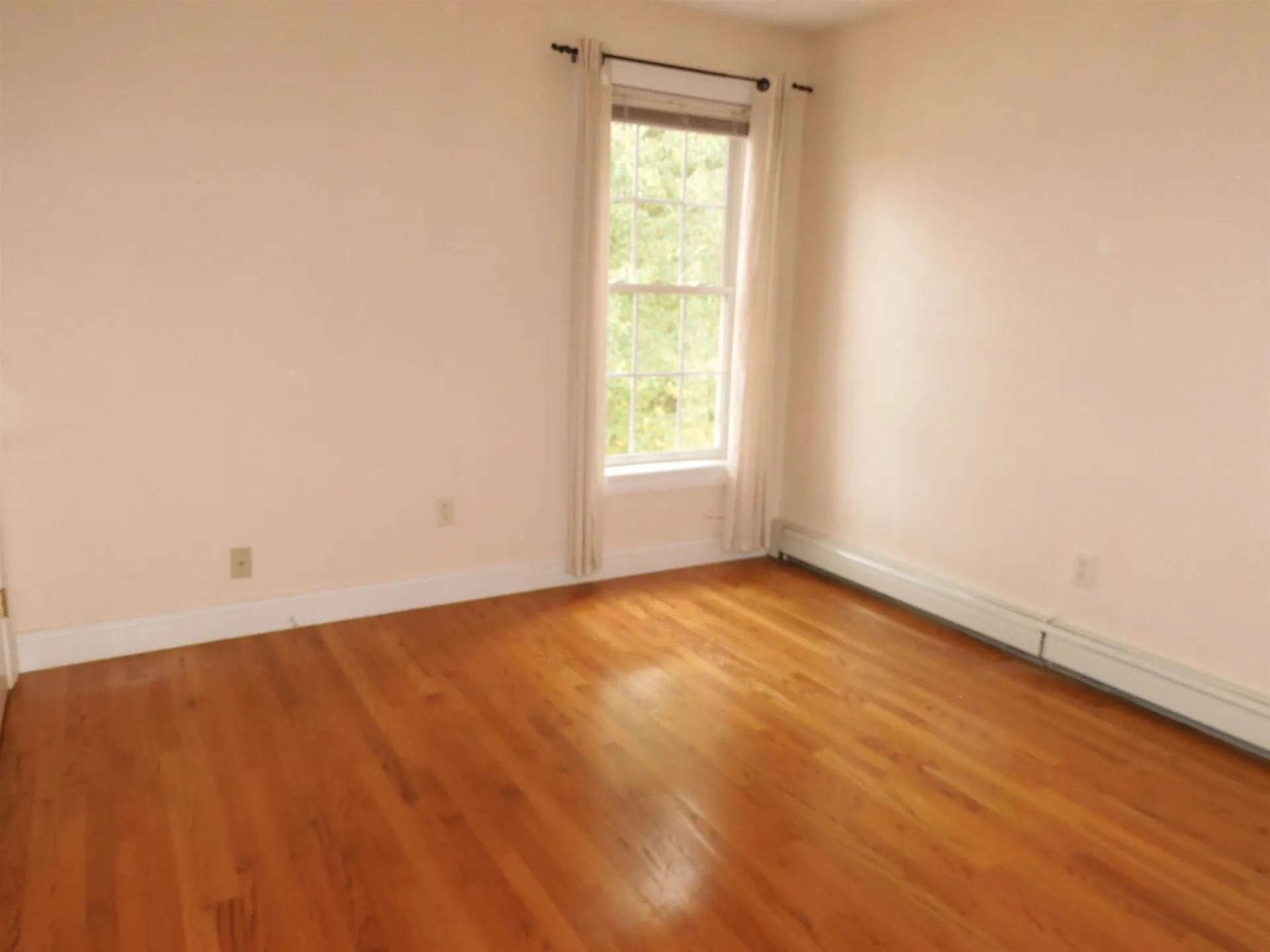 27 Martins Ferry Road Hooksett NH 03106