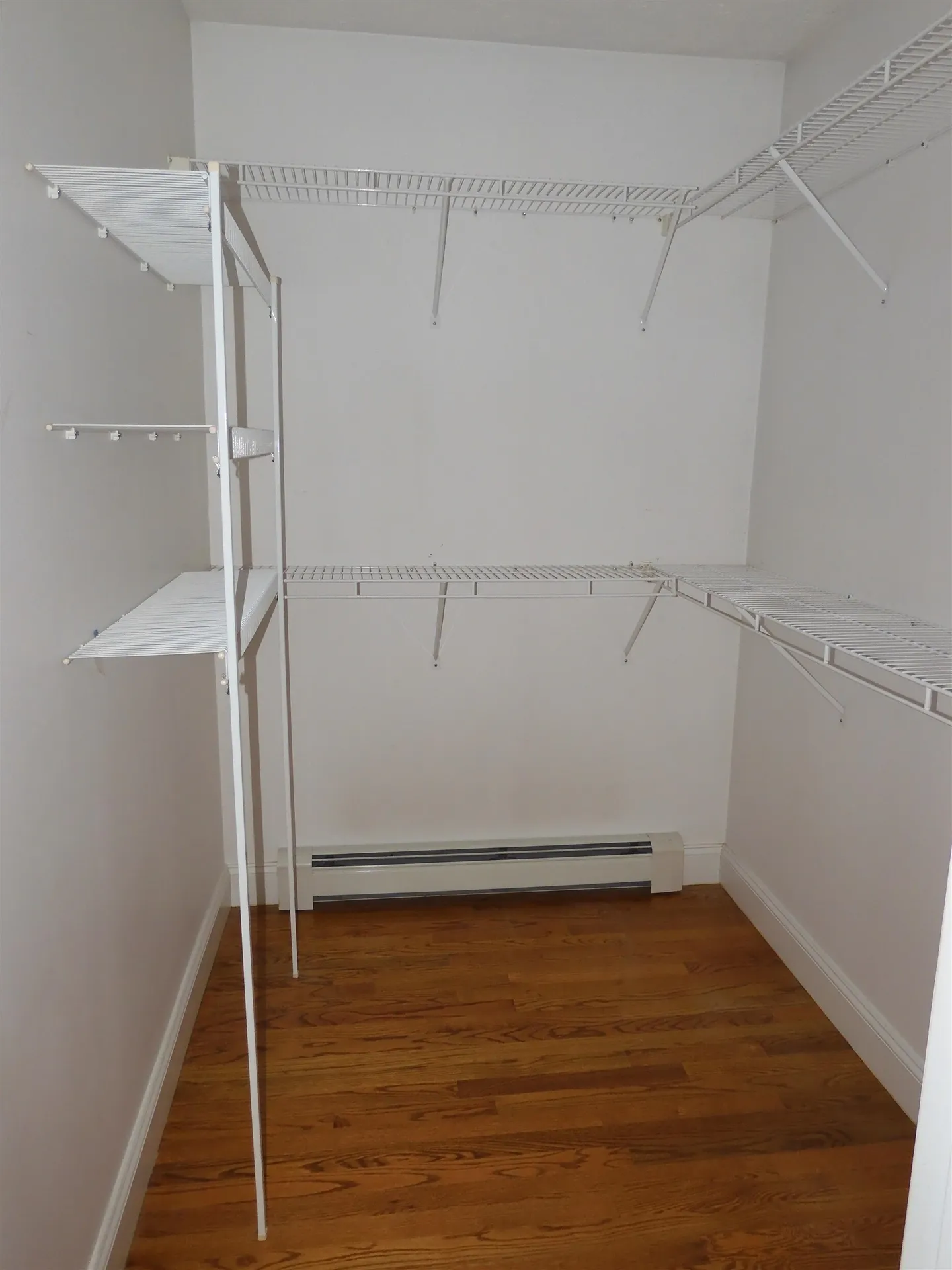 27 Martins Ferry Road Hooksett NH 03106