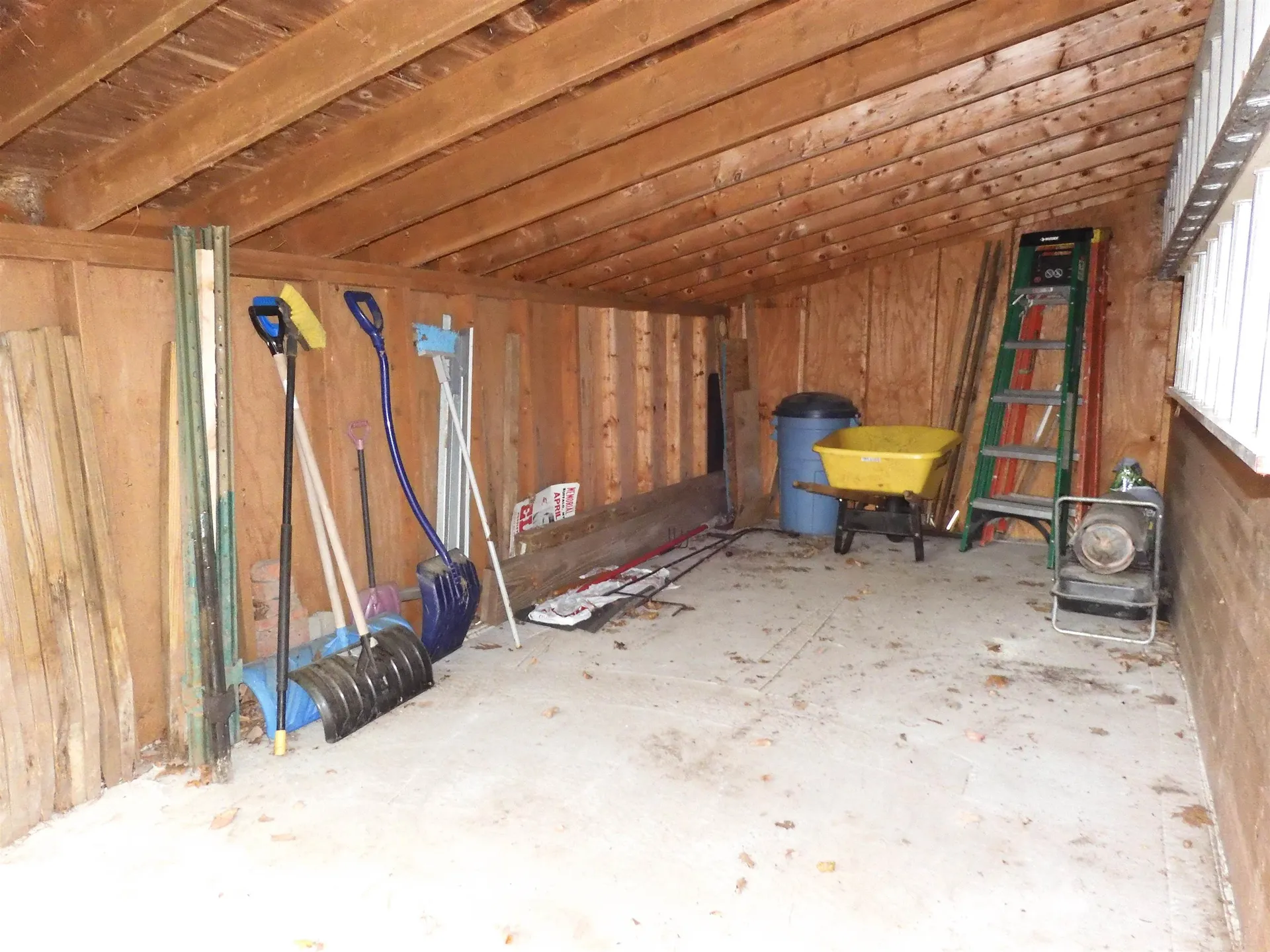 27 Martins Ferry Road Hooksett NH 03106