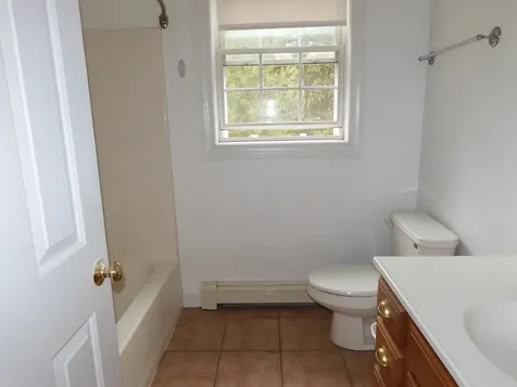 27 Martins Ferry Road Hooksett NH 03106