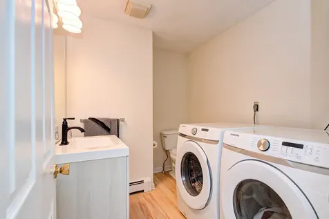 11 Sullivan Court Salem NH 03079