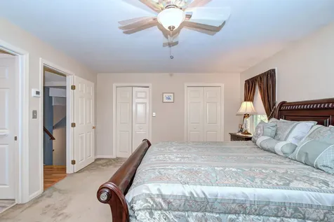 11 Sullivan Court Salem NH 03079