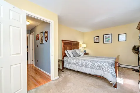 11 Sullivan Court Salem NH 03079