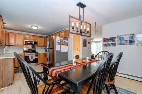 11 Sullivan Court Salem NH 03079