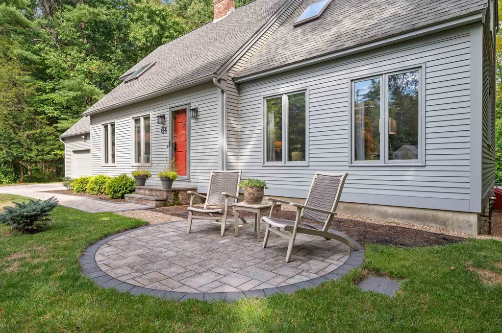 84 Bucks Hill Road Durham NH 03824