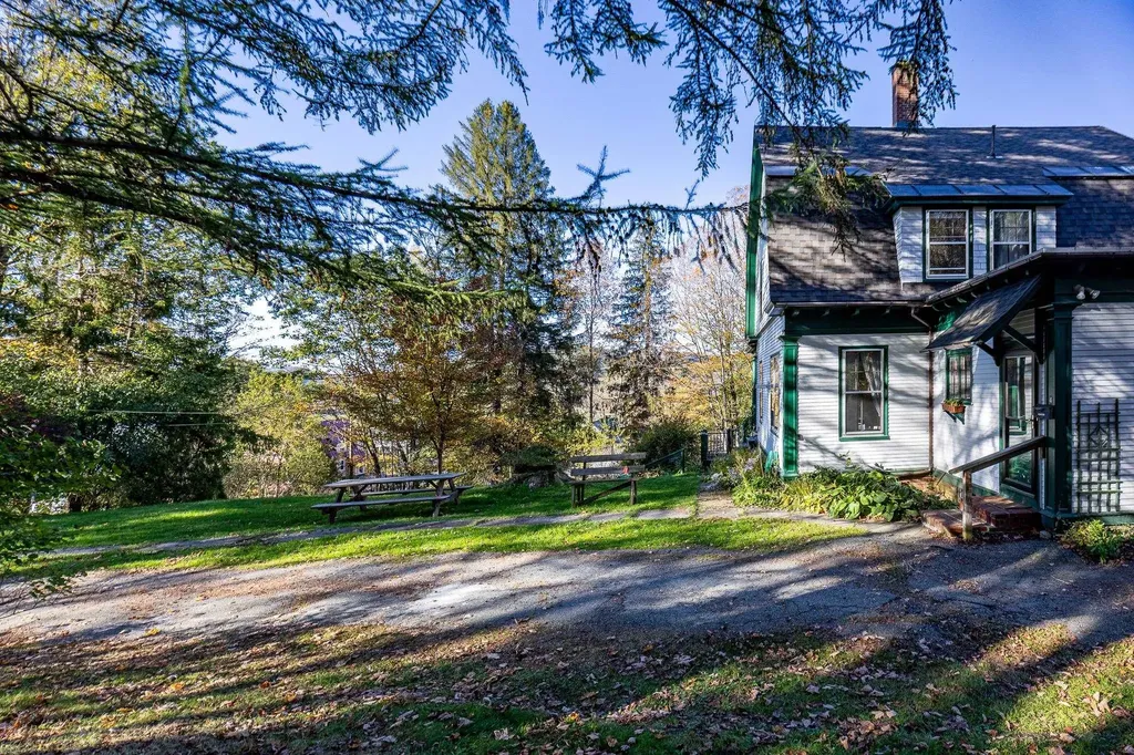 4 Stanton Street Woodstock VT 05091