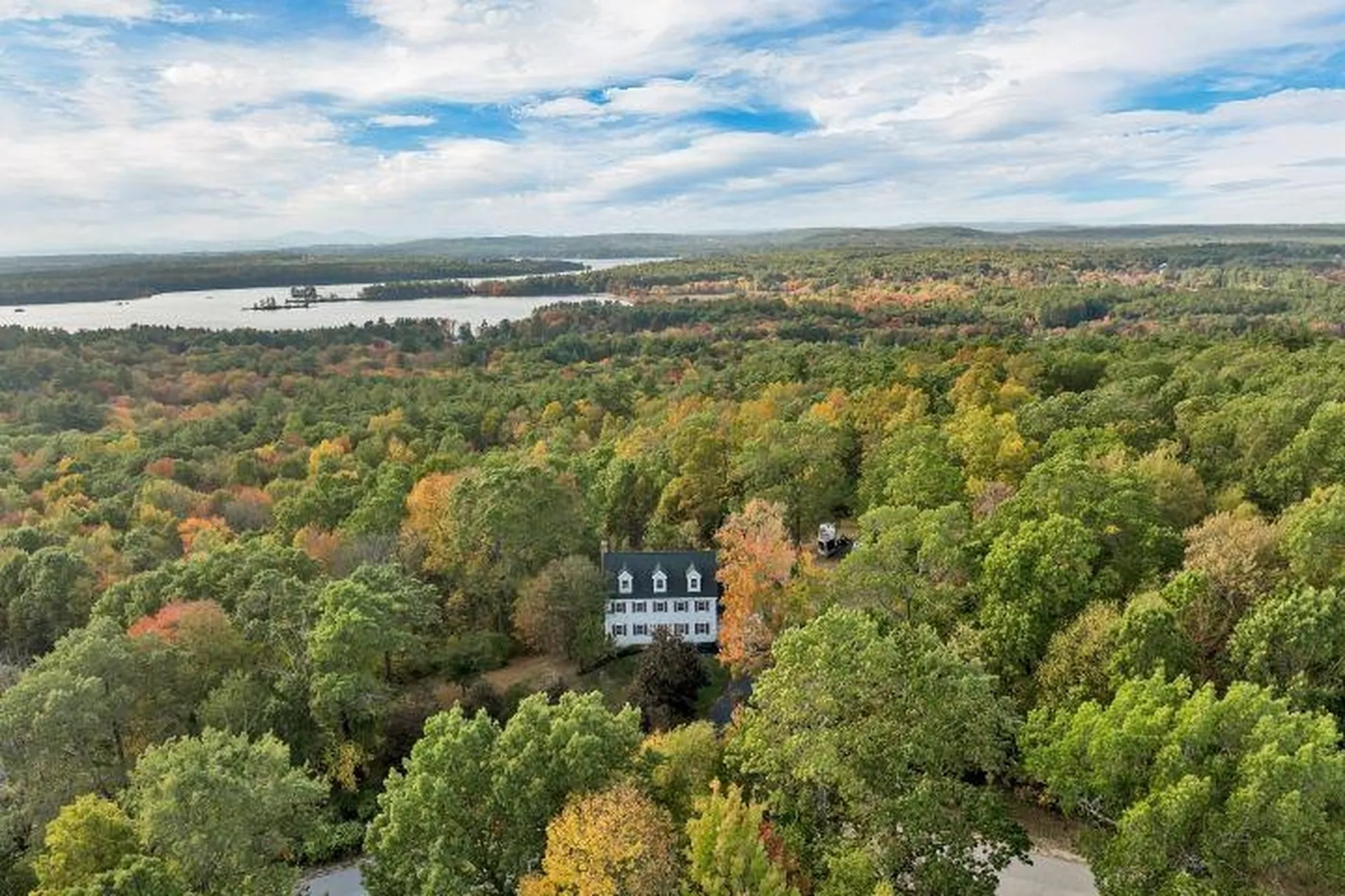 74 Nolls Farm Road Auburn NH 03032