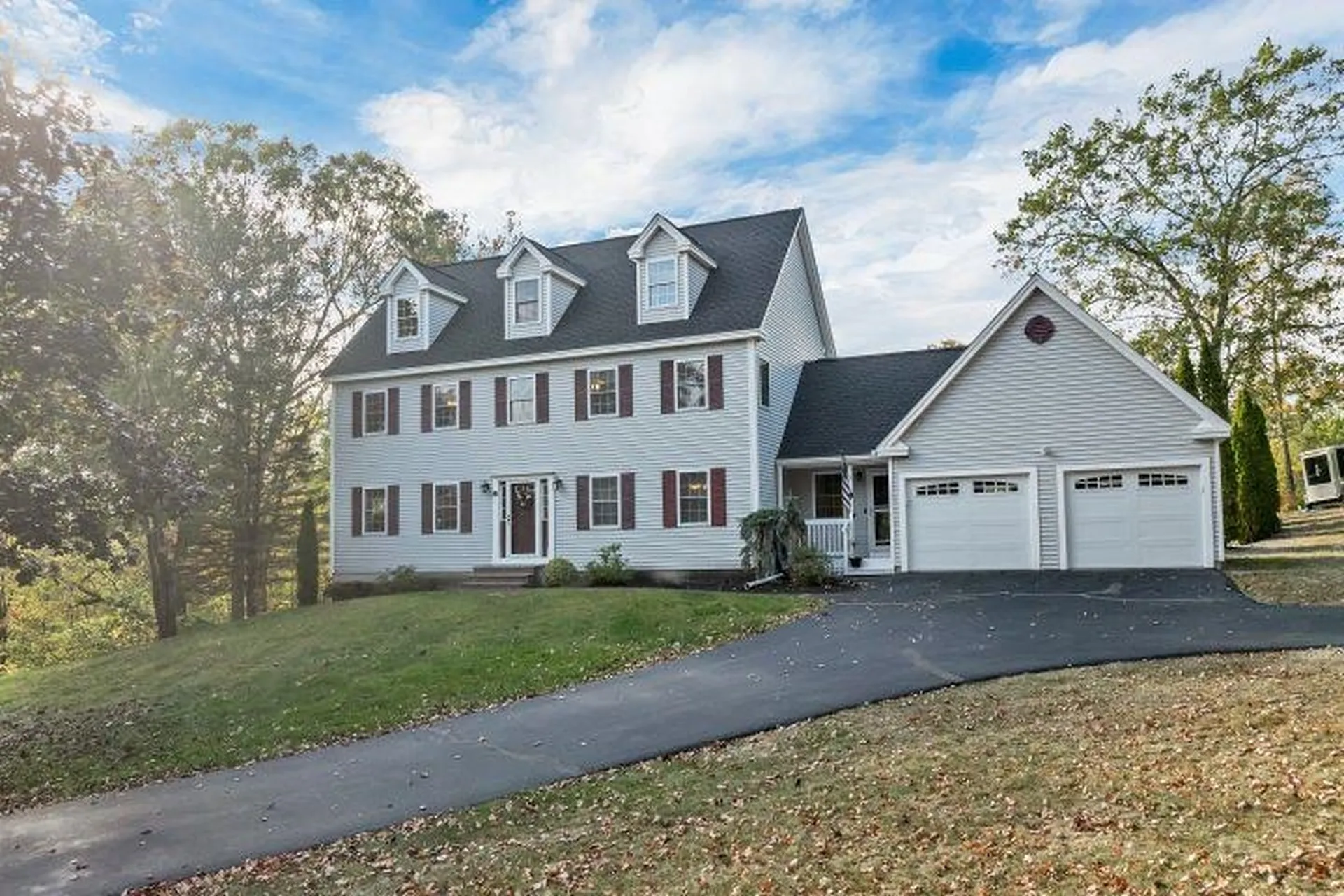 74 Nolls Farm Road Auburn NH 03032