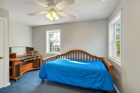 74 Nolls Farm Road Auburn NH 03032