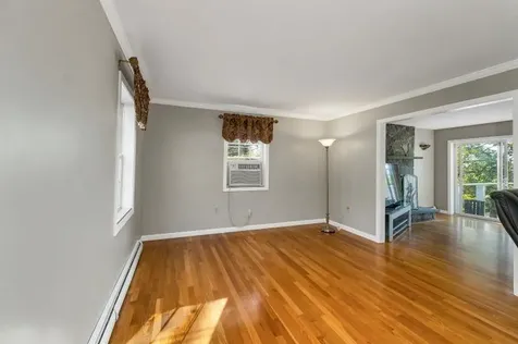 74 Nolls Farm Road Auburn NH 03032