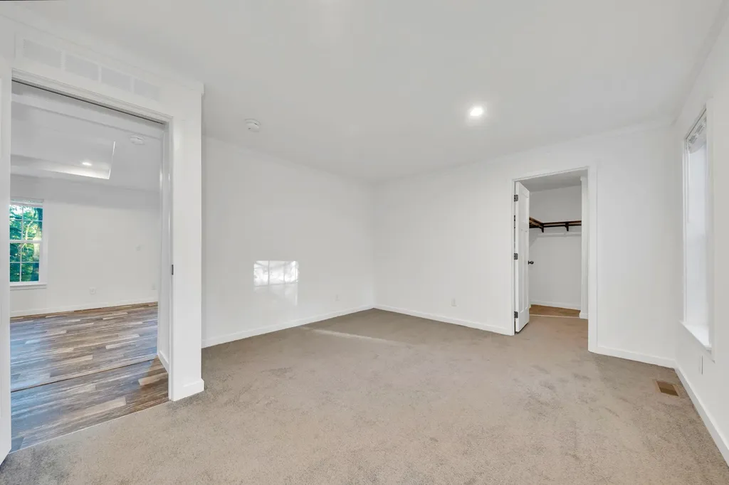 6 Gina Drive Rochester NH 03867