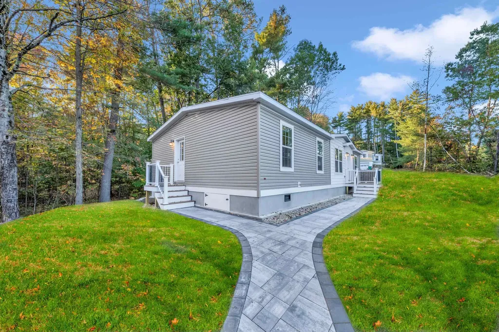 6 Gina Drive Rochester NH 03867