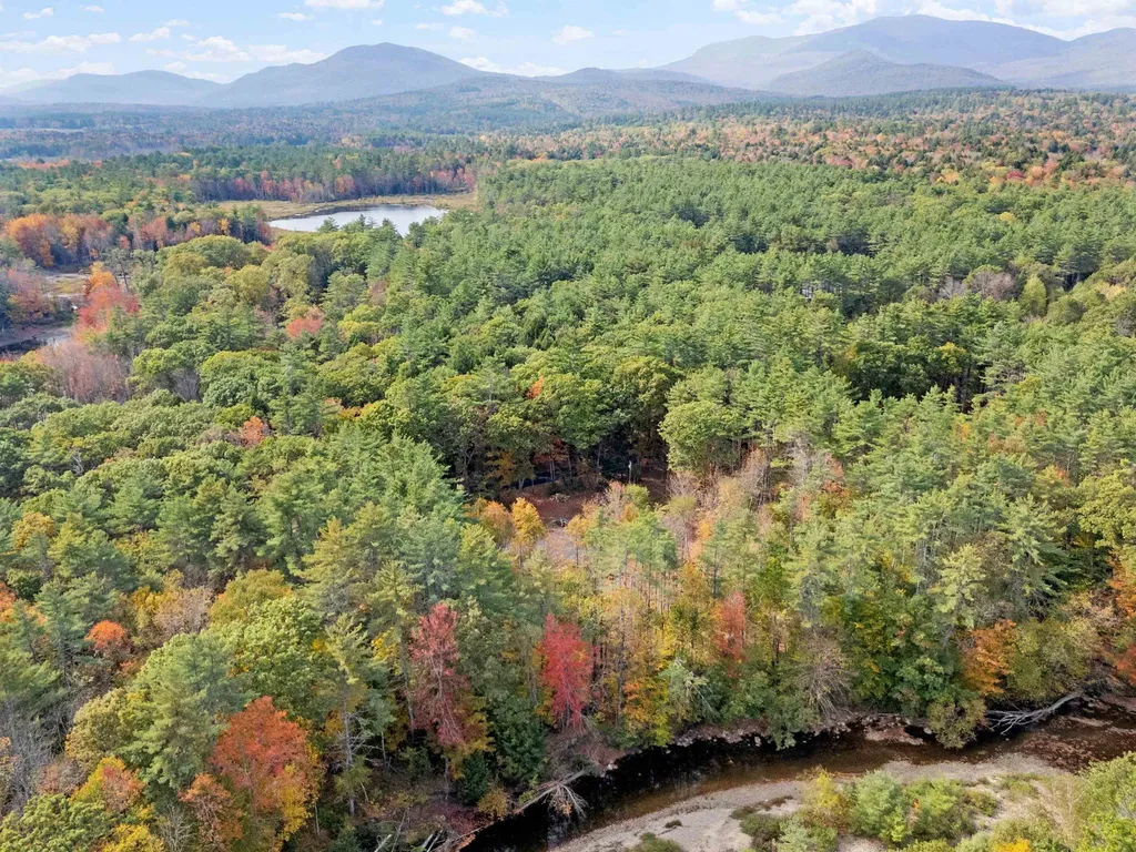 41 Foss Flats Road Sandwich NH 03259