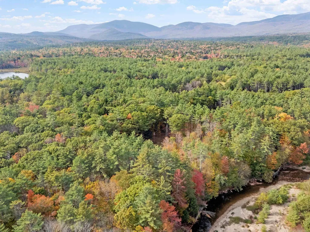 41 Foss Flats Road Sandwich NH 03259