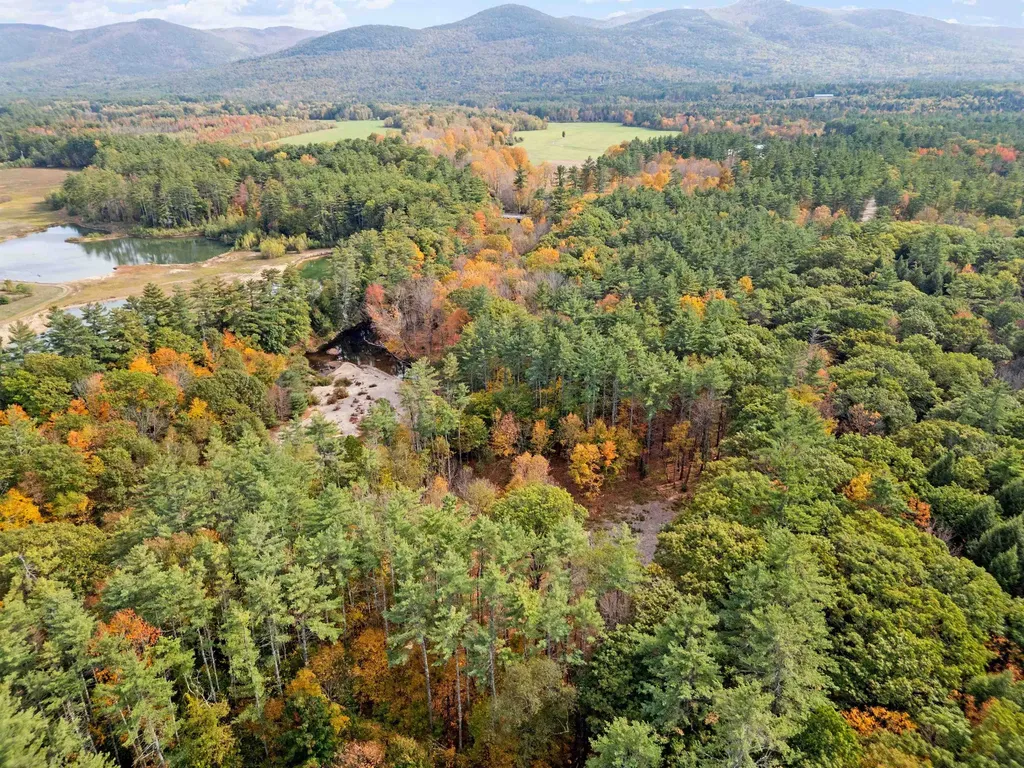 41 Foss Flats Road Sandwich NH 03259