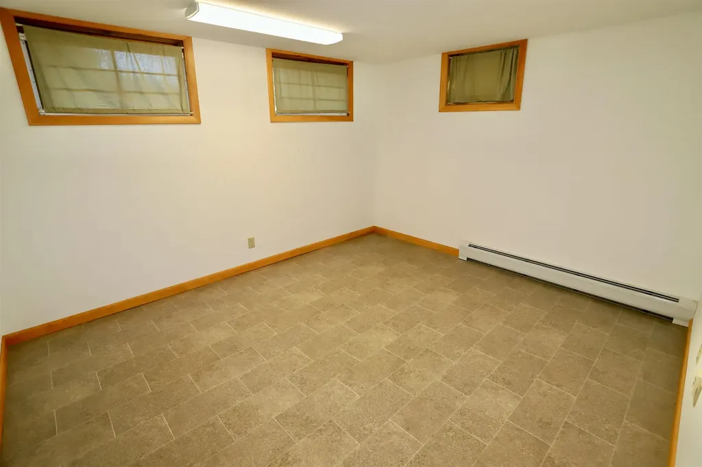 41 Highland Avenue Newport City VT 05855