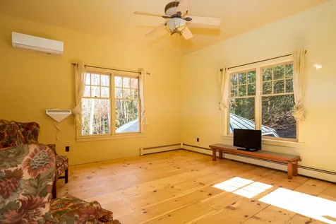 224 Cobble Ridge Road Londonderry VT 05148