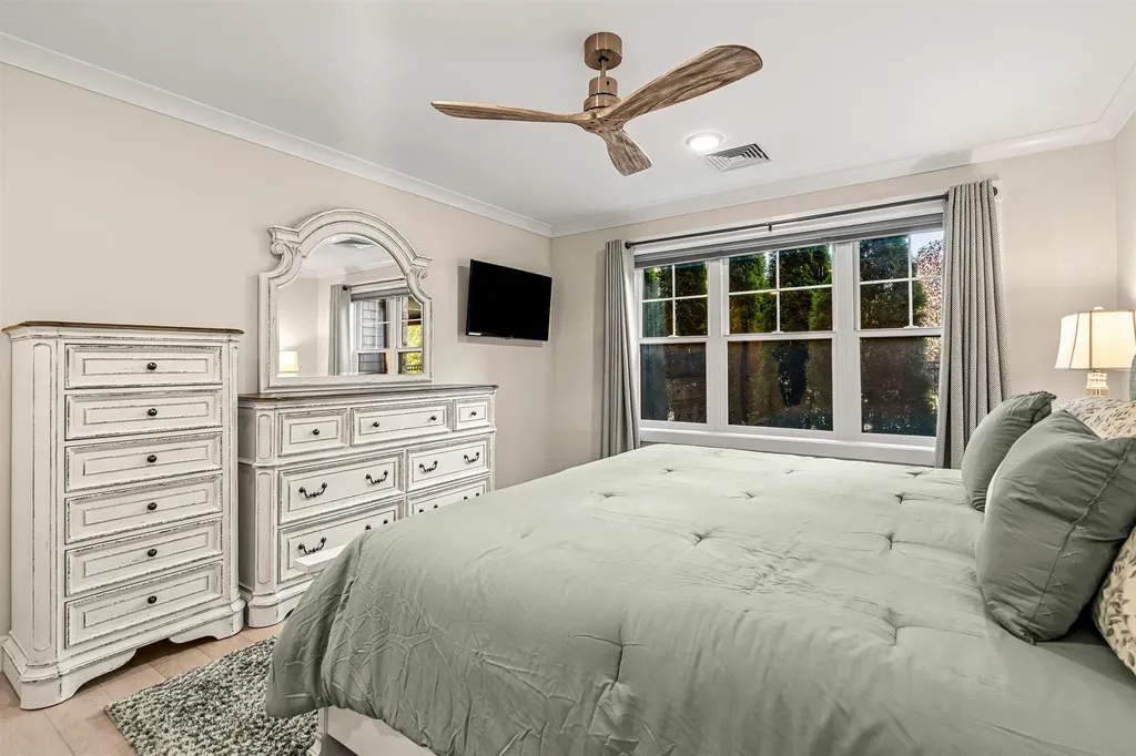 2075 Lafayette Road Portsmouth NH 03801